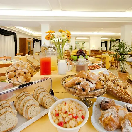 C-hotels Club House 4* Roma