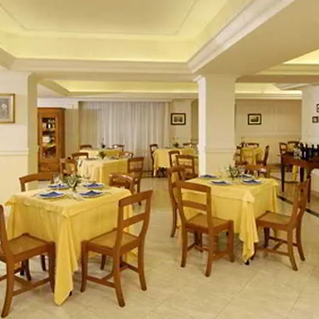 Отель C-hotels Club House 4*