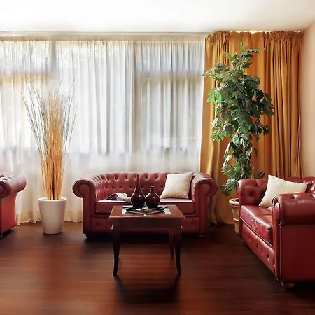 Отель C-hotels Club House 4*