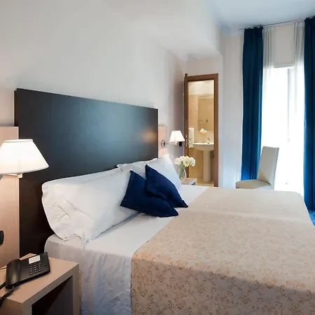 C-hotels Club House 4*